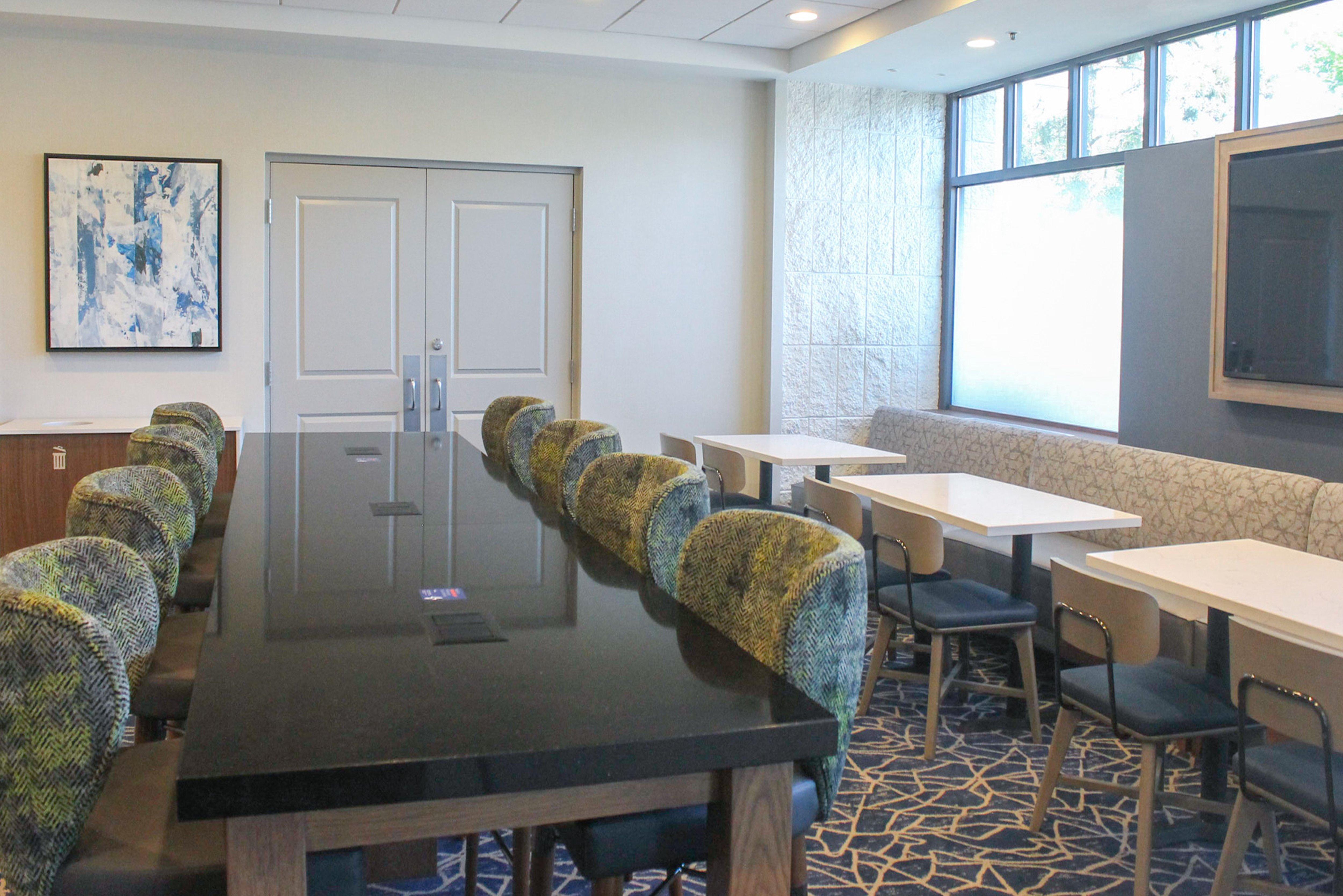 Holiday Inn Express & Suites Boston - Cambridge By Ihg Exterior photo